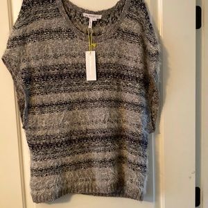 NWT BCBG women’s sweater vest size M/L black grey marled knit light weight